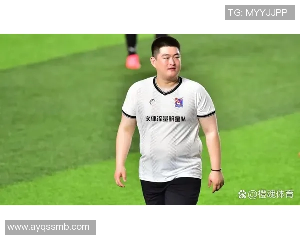 足球明星队赵本山的精彩人生与足球成就全景介绍